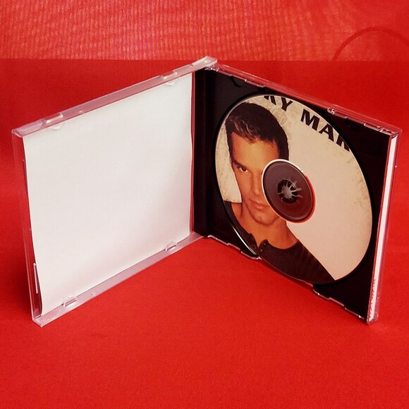 Ricky Martin Audio CD 1999 - Picture 5 of 8